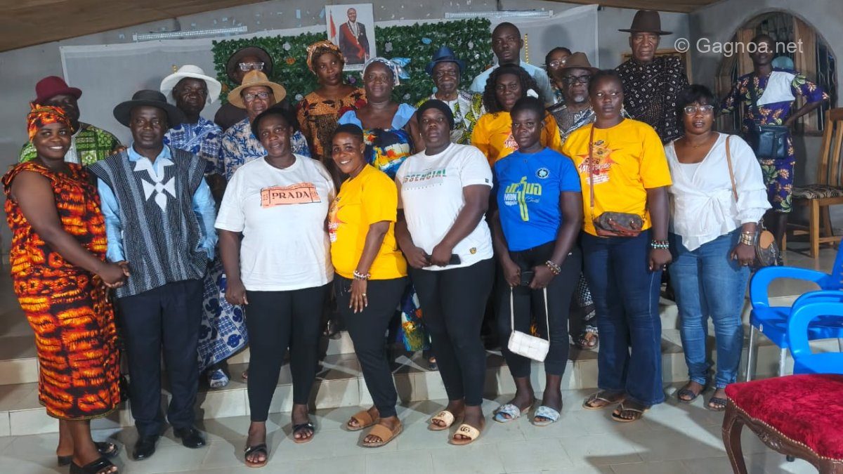 Photo : Le comité d’organisation reçu par  Lambert Gbizié,  le parrain de  Miss AWOULABA  à Gagnoa