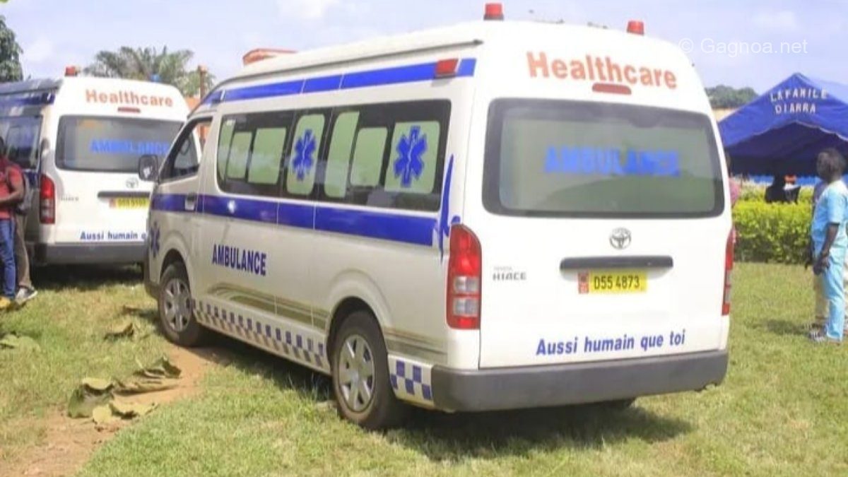 Photo : L'une des ambulances offertes